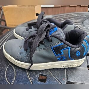 DC Boys Size 4 Sneakers Shoes Grey Blue